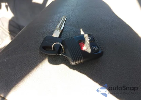 2004 Ford F350 Srw Super Duty z USA, uszkodzony, nr VIN 1FTSW31P84ED97132